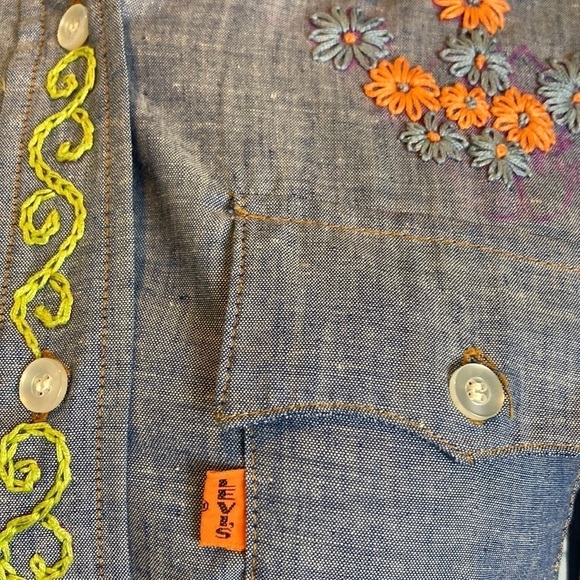 Levi’s Embroidered Chambray Shirt Vintage 70s S Hippie Western Cowboy Rockabilly - Picture 3 of 16
